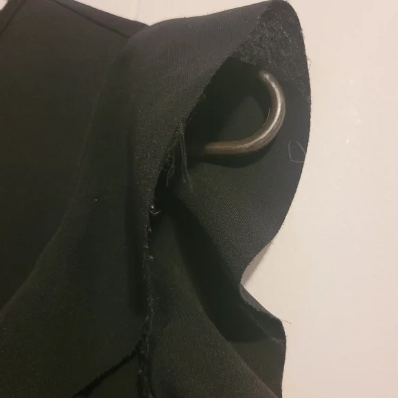 dstudio Women's Ruffle Sleeve Top - Picture 3 of 7